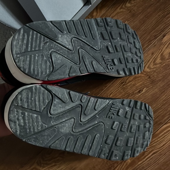 Nike Air Max Shoes✨ - Picture 3 of 3